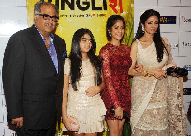 Sridevi-with-her-family