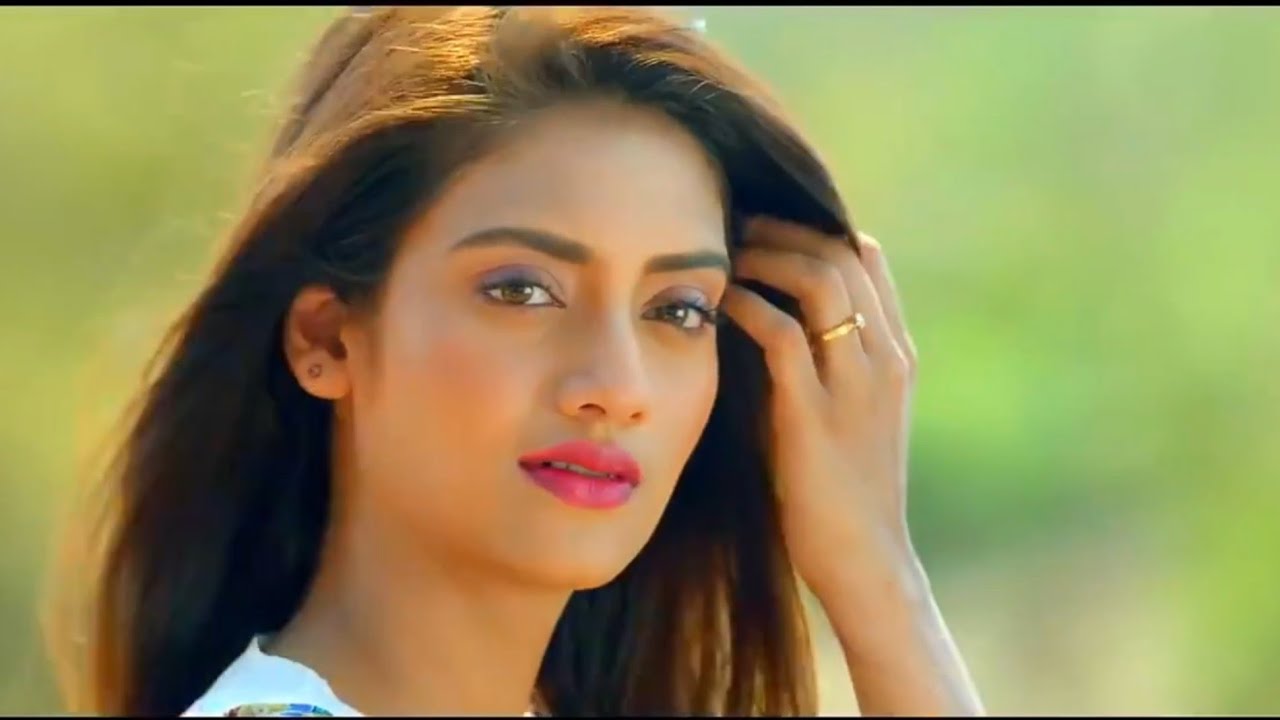 lipstick status for whatsapp